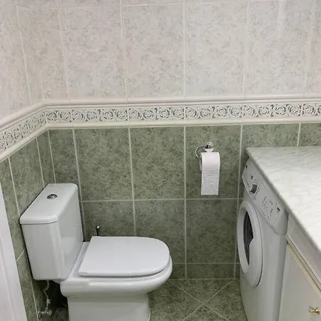 Lejlighed 5 Personas + Parking + Piscina Todo El Ano Torremolinos