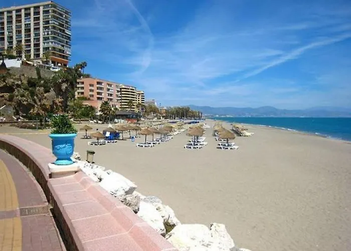 5 Personas + Parking + Piscina Todo El Año Apartamento Torremolinos